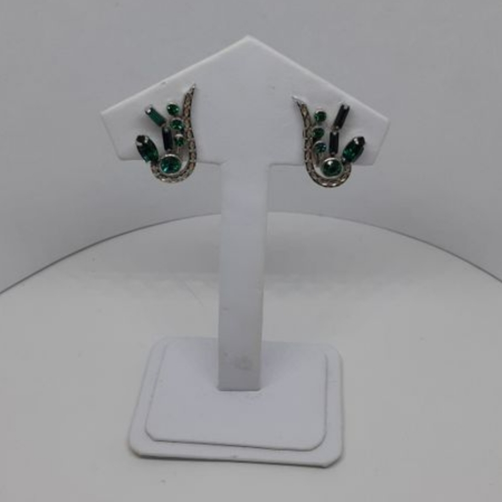 Emerald Green Vintage Costume Clip On Earrings